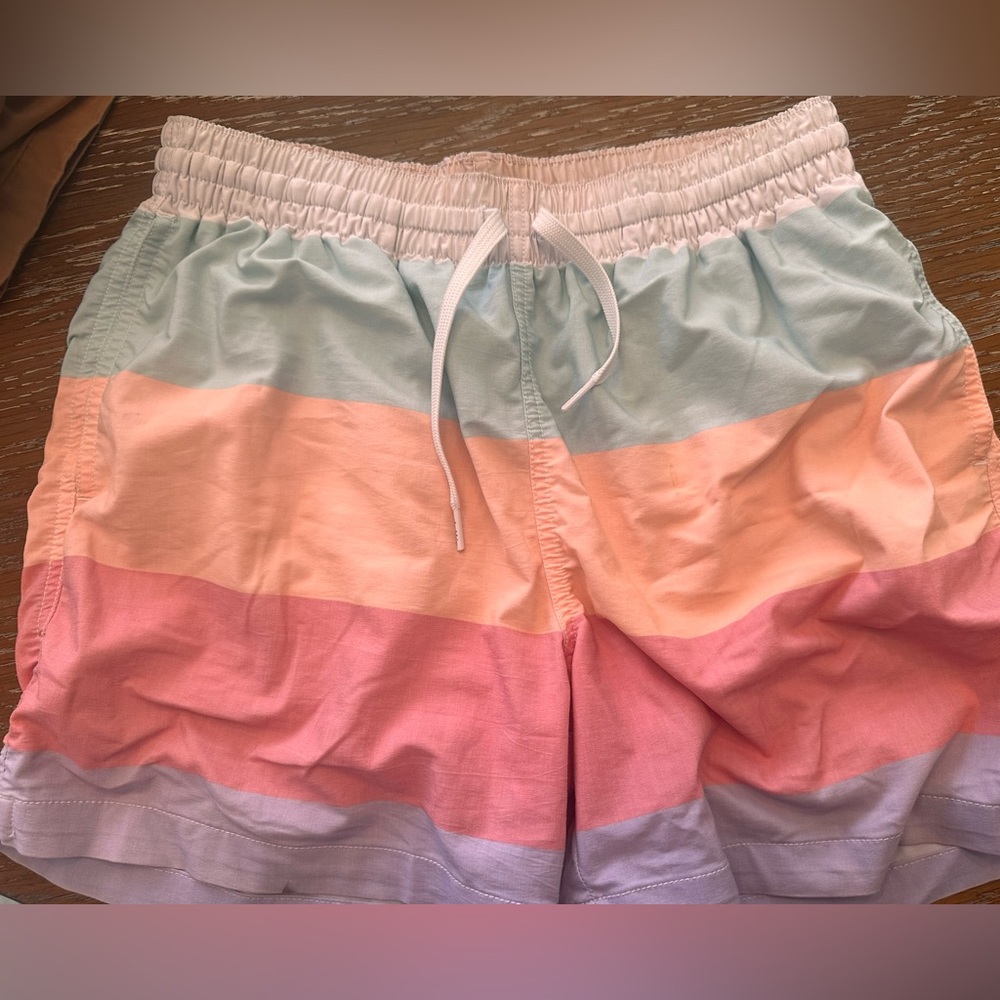 Chubbies 5 inch inseam men’s size small waist